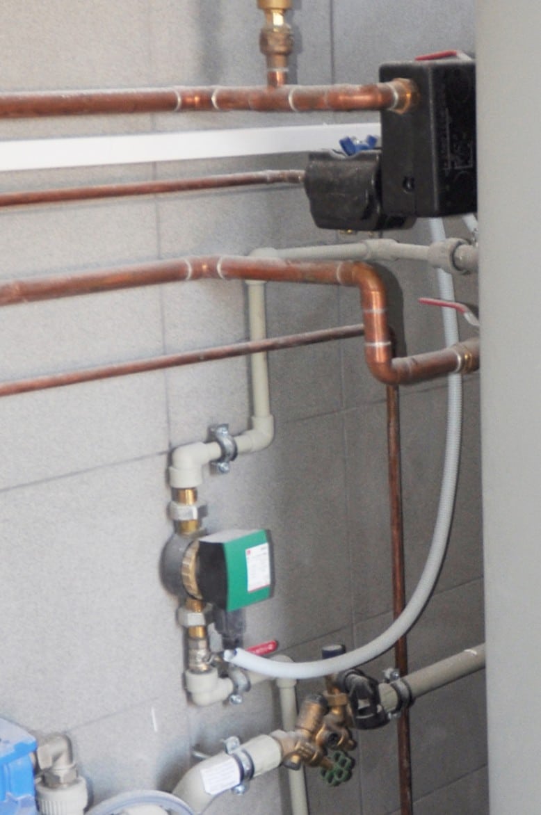 How automatic water shutoff valves work.